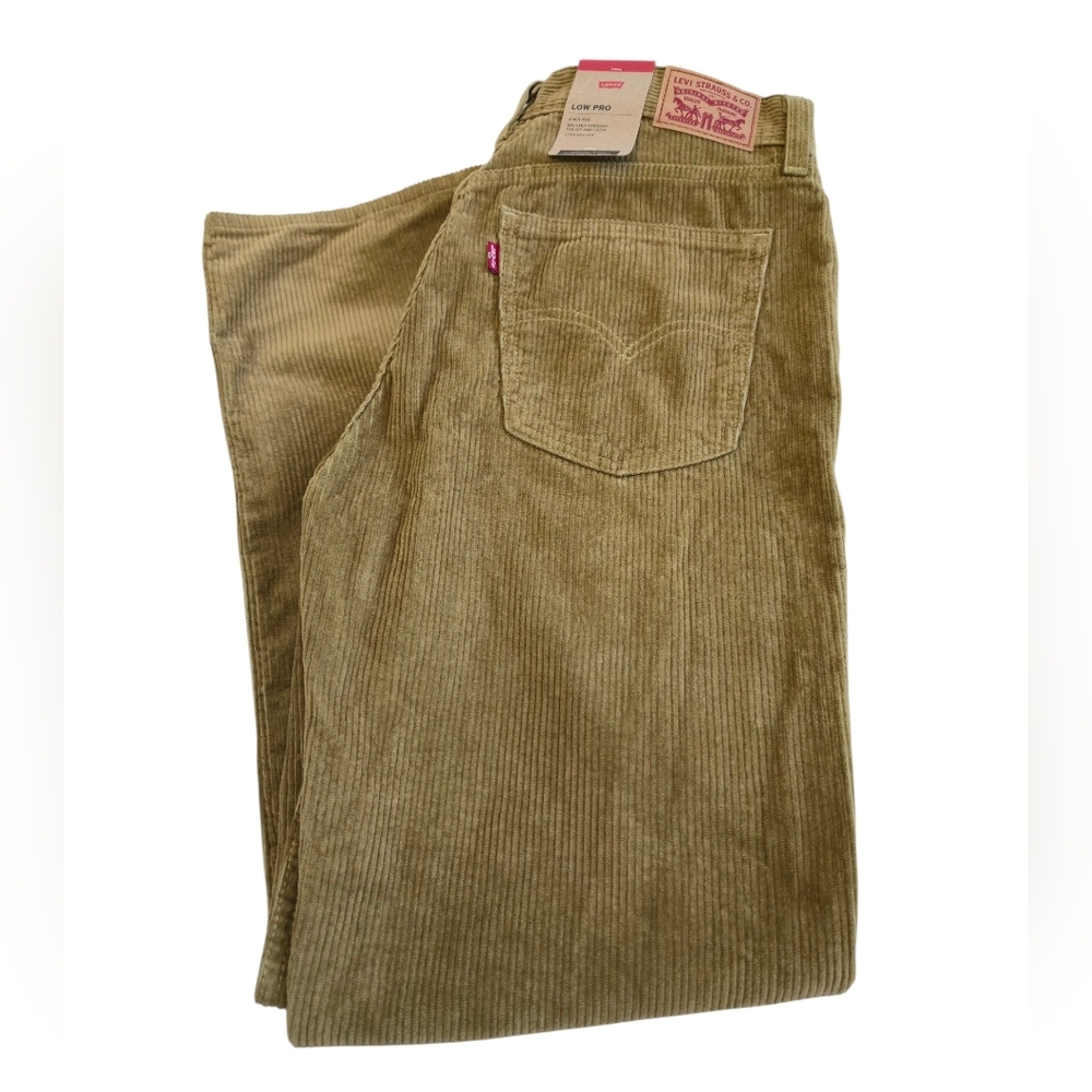 NWT Levi's Low Pro Straight Leg Corduroy Pants Zip Fly Brown Size 29 X 30